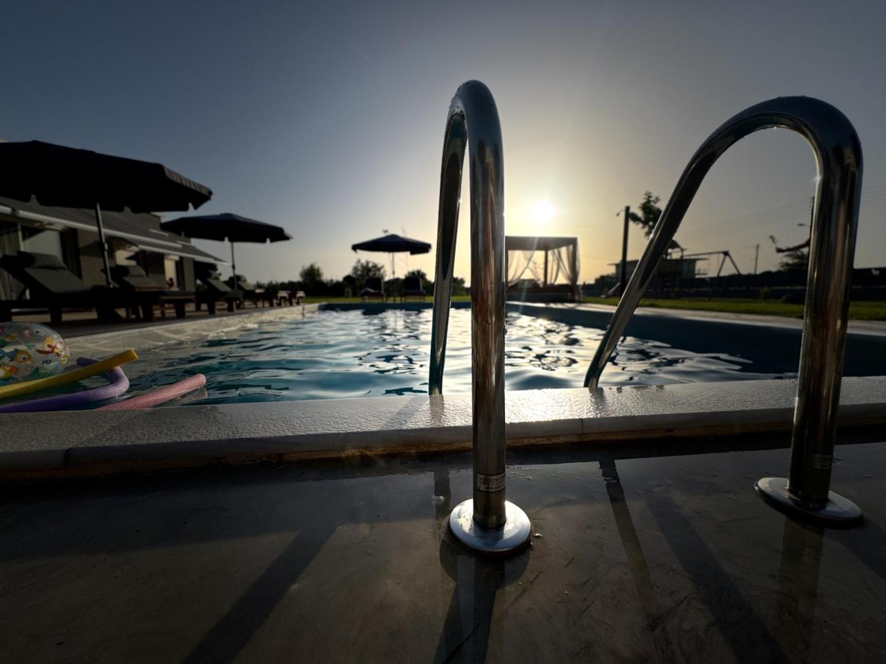 Olympia Suites Pírgos エクステリア 写真